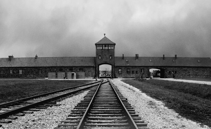 Auschwitz puerta de la muerte